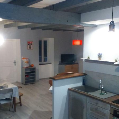 Maison A La Campagne Au Coeur Du Cantal Dept 15 Marmanhac Εξωτερικό φωτογραφία