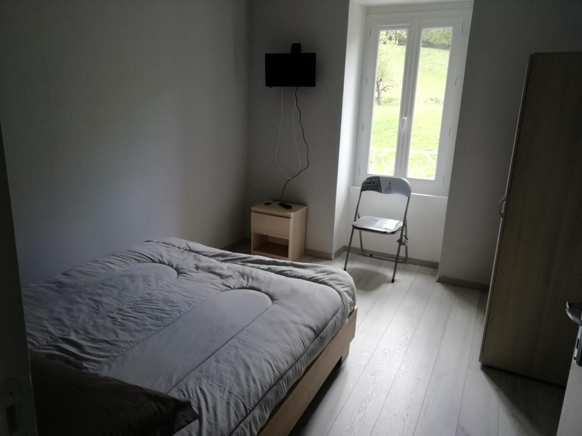 Maison A La Campagne Au Coeur Du Cantal Dept 15 Marmanhac Εξωτερικό φωτογραφία